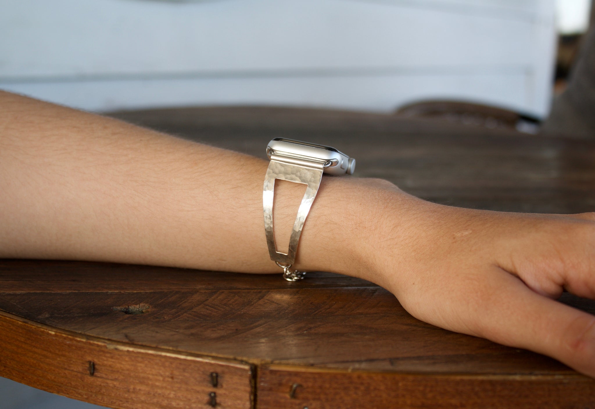 Hammered Cut Out Apple Watch Band