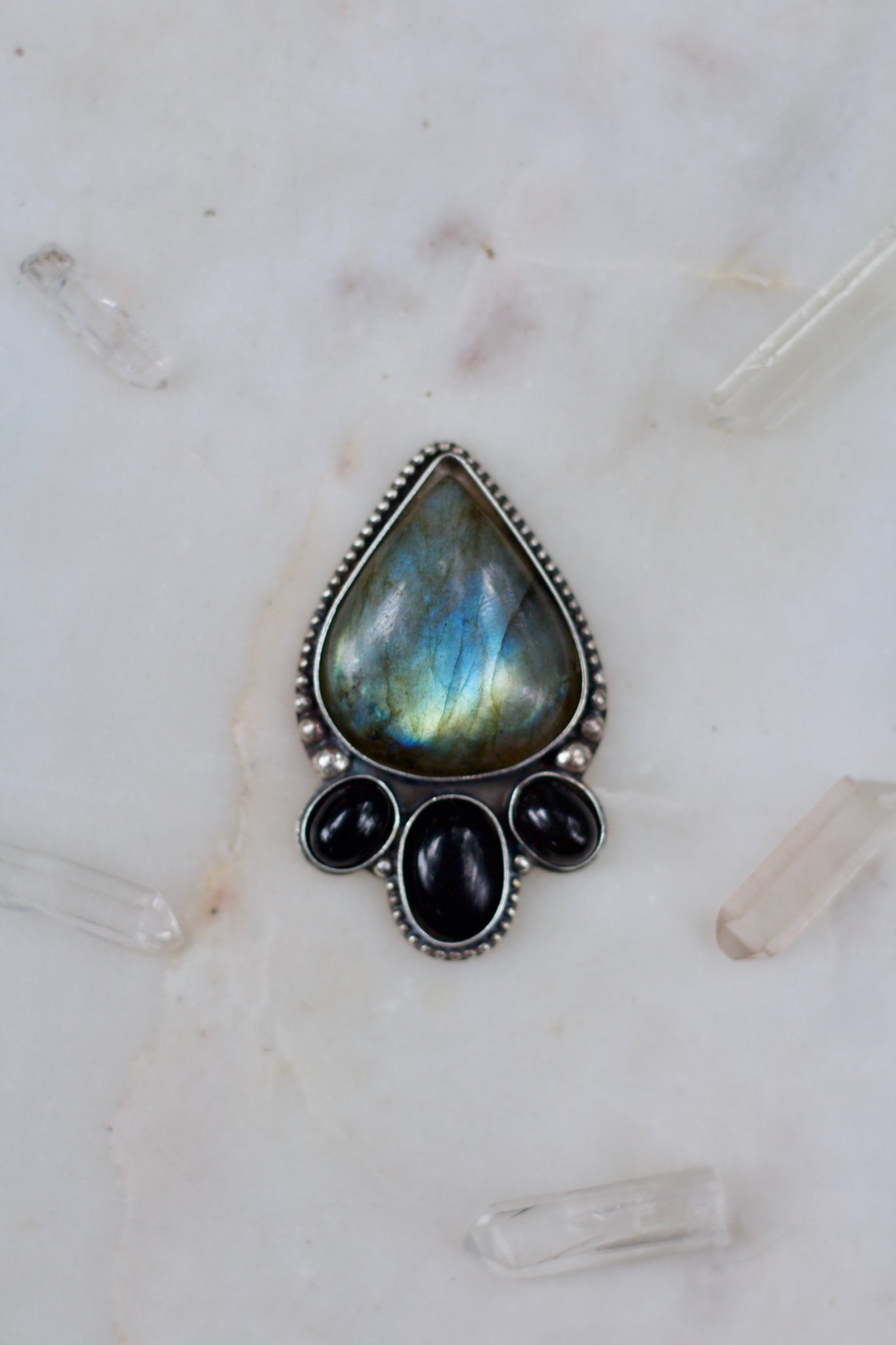 Customizable Labradorite + Onyx Setting